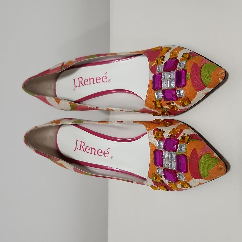 J Renee' floral print and jeweled pump - Picture 4 of 5